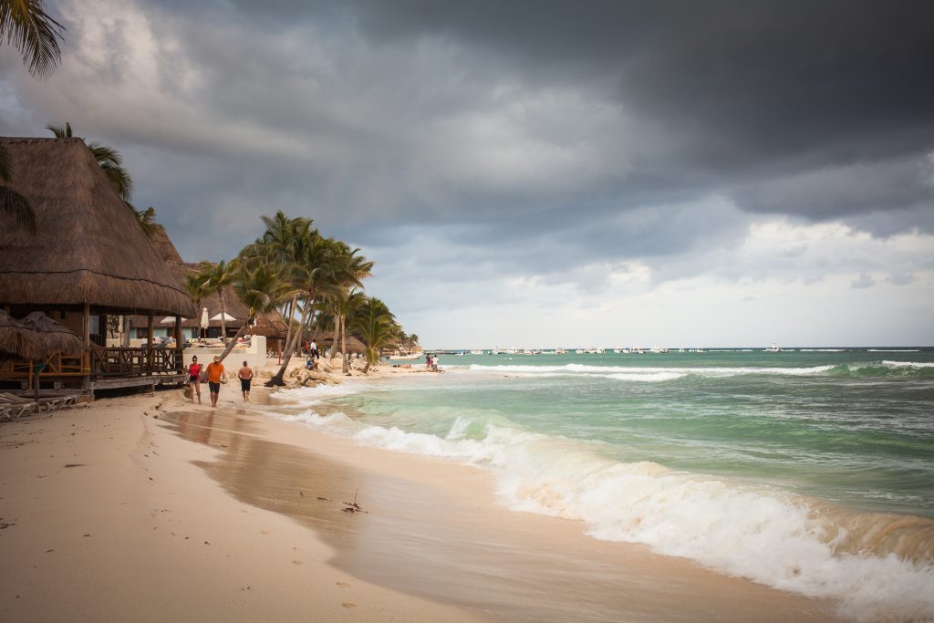 playa del carmen stormy